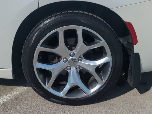 Thumbnail: 2016 Dodge Charger - 14