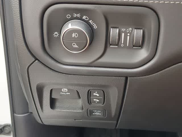 Thumbnail: 2026 RAM 1500 - 30