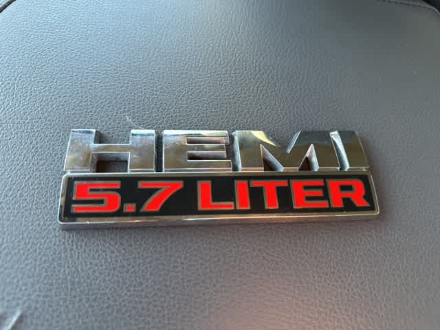 Thumbnail: 2019 RAM 1500 Classic - 6