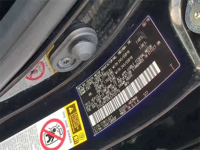 Thumbnail: 2019 Toyota Highlander - 38