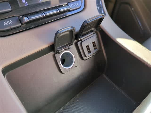 Thumbnail: 2017 GMC Yukon - 32