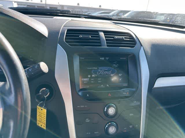 Thumbnail: 2013 Ford Explorer - 7
