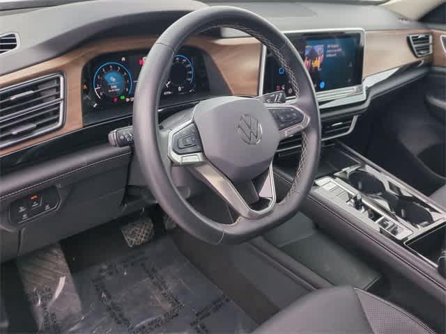 Thumbnail: 2024 Volkswagen Atlas - 10