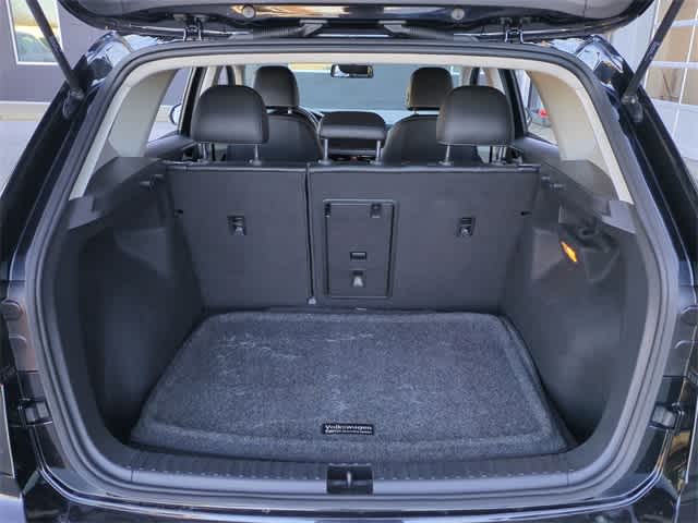 Thumbnail: 2022 Volkswagen Taos - 35