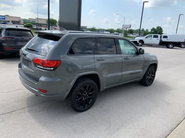 Thumbnail: 2020 Jeep Grand Cherokee - 23