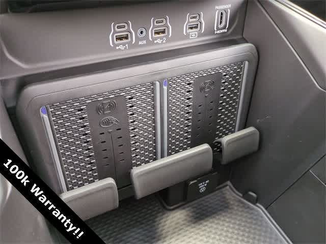 Thumbnail: 2026 RAM 1500 - 32