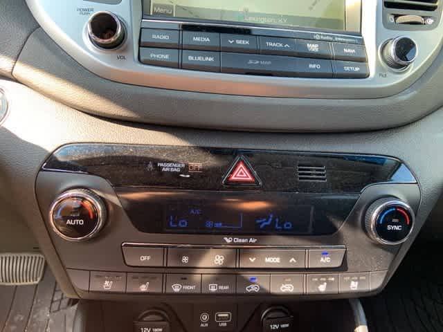 Thumbnail: 2016 Hyundai Tucson - 8