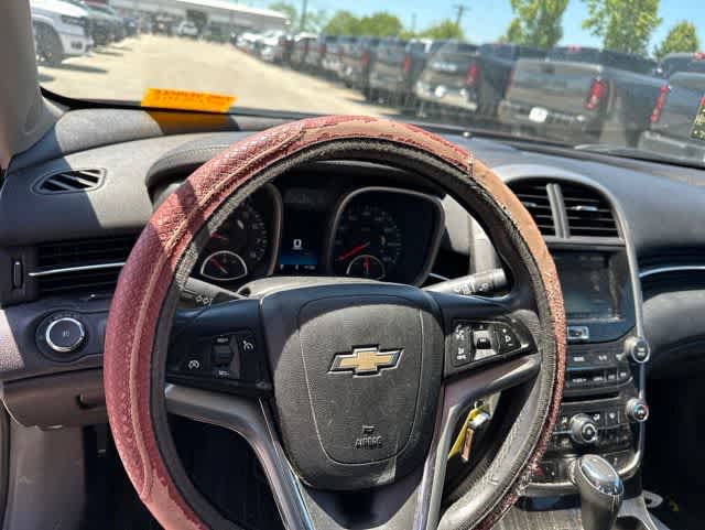 Thumbnail: 2015 Chevrolet Malibu - 5