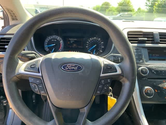 Thumbnail: 2015 Ford Fusion - 10