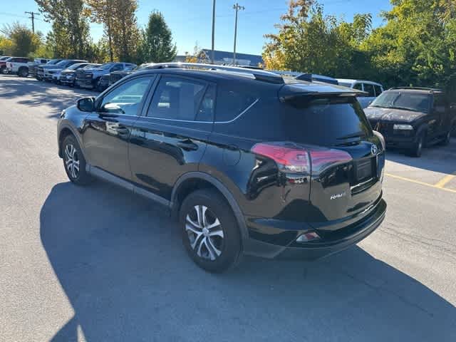 Thumbnail: 2016 Toyota RAV4 - 13
