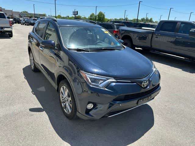 Thumbnail: 2018 Toyota RAV4 - 25