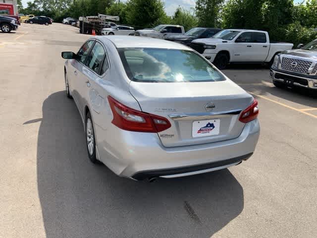 Thumbnail: 2018 Nissan Altima - 14