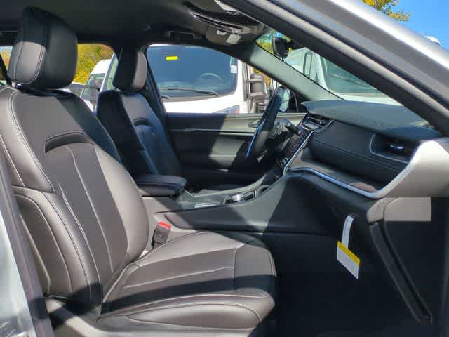 Thumbnail: 2025 Jeep Grand Cherokee L - 22