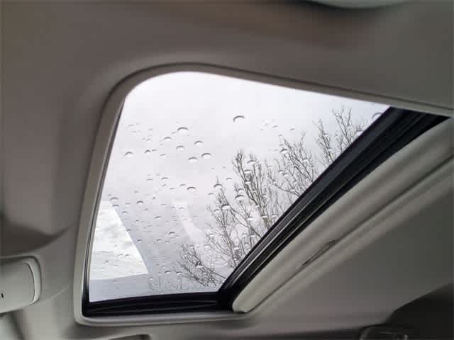 Thumbnail: 2016 Toyota RAV4 - 19