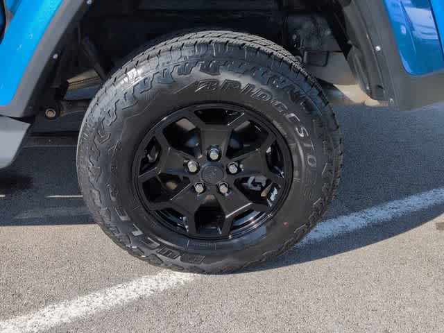 Thumbnail: 2021 Jeep Gladiator - 14