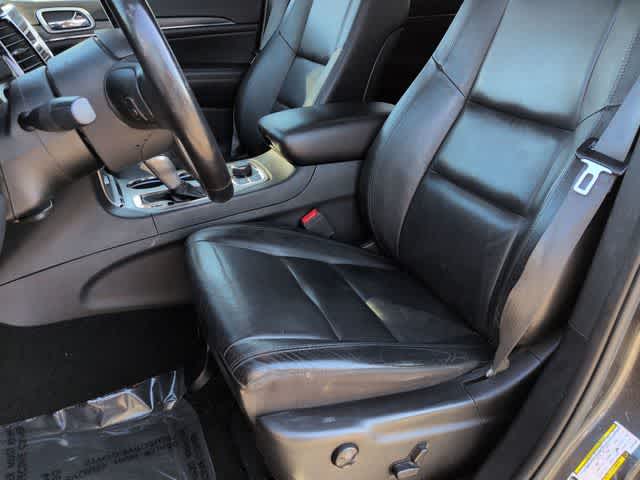 Thumbnail: 2019 Jeep Grand Cherokee - 16
