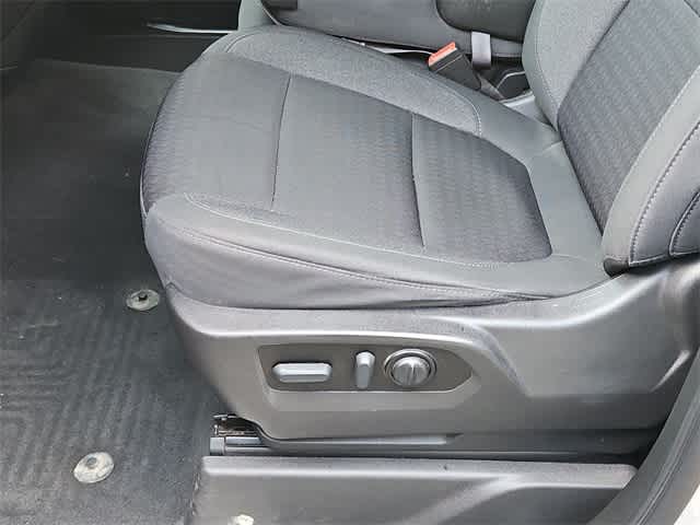 Thumbnail: 2022 Chevrolet Silverado 1500 - 18