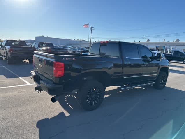 Thumbnail: 2016 Chevrolet Silverado 2500 - 25