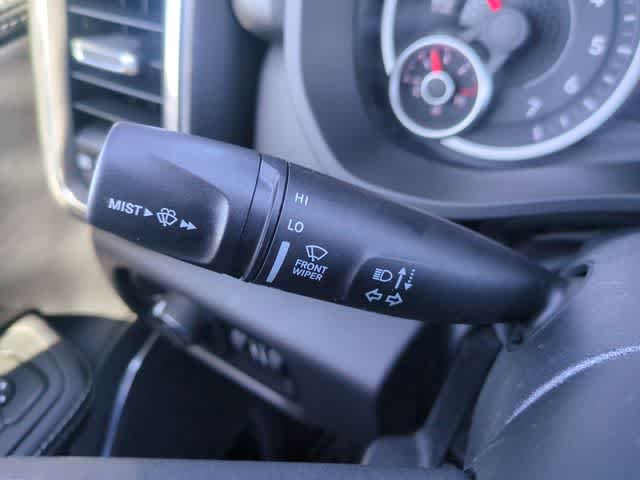 Thumbnail: 2026 RAM 1500 - 25