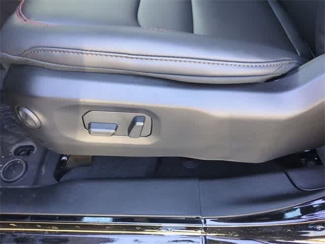 Thumbnail: 2026 Jeep Wrangler - 18