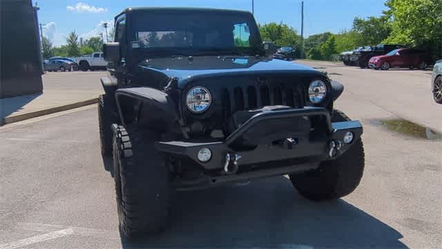 Thumbnail: 2012 Jeep Wrangler - 5