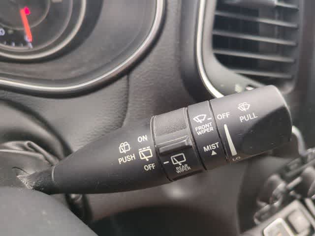 Thumbnail: 2019 Jeep Cherokee - 26