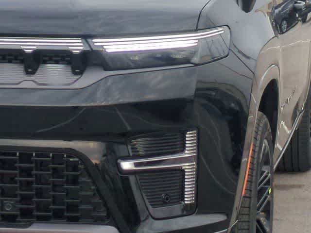 Thumbnail: 2026 Jeep Grand Wagoneer L - 11