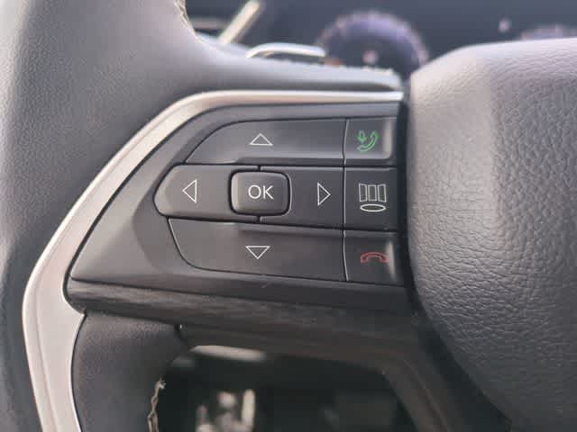 Thumbnail: 2024 Jeep Grand Cherokee L - 23