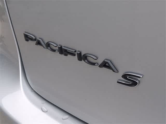 Thumbnail: 2026 Chrysler Pacifica - 13