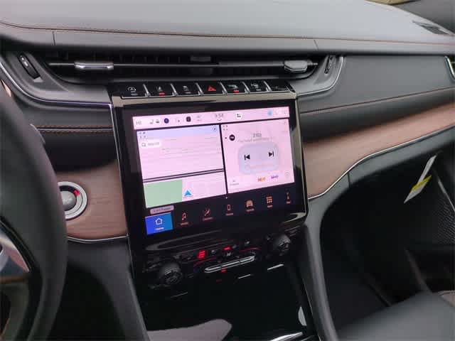 Thumbnail: 2025 Jeep Grand Cherokee - 29