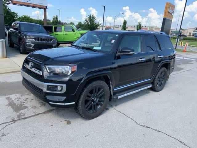 Thumbnail: 2016 Toyota 4Runner - 14