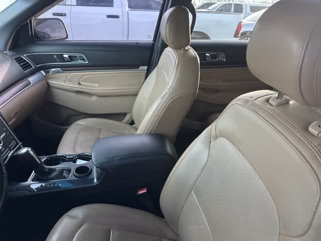 Thumbnail: 2016 Ford Explorer - 4