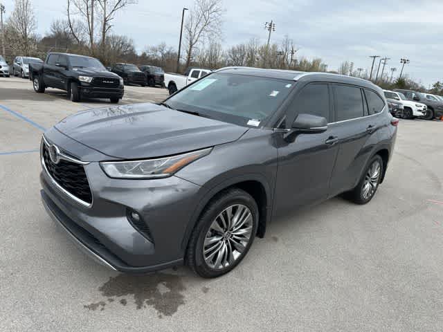 Thumbnail: 2021 Toyota Highlander - 2