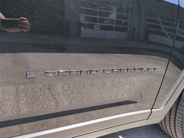 Thumbnail: 2025 Jeep Grand Cherokee - 13