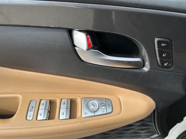 Thumbnail: 2023 Hyundai Santa Fe - 13