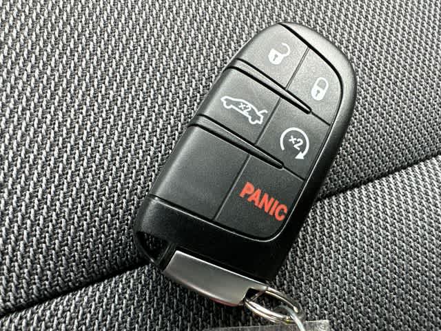 Thumbnail: 2022 Dodge Charger - 12