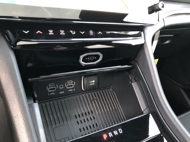 Thumbnail: 2026 Jeep Grand Cherokee - 18