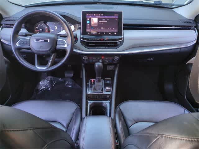 Thumbnail: 2022 Jeep Compass - 16