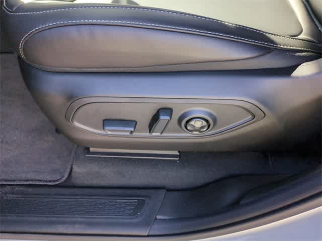 Thumbnail: 2025 Jeep Grand Cherokee L - 18