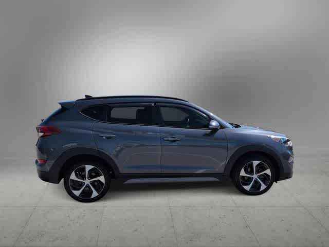 Thumbnail: 2018 Hyundai Tucson - 9