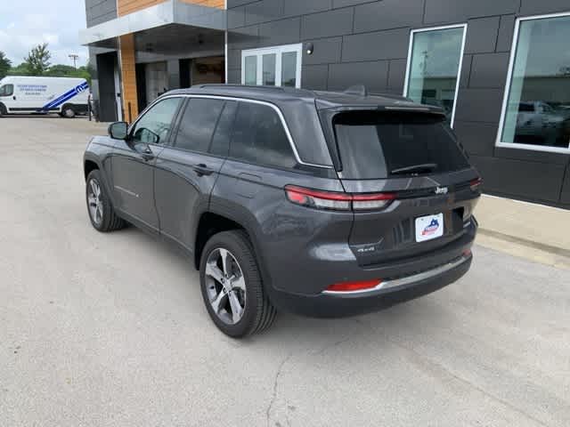 2025 Jeep Grand Cherokee Limited Edition 18