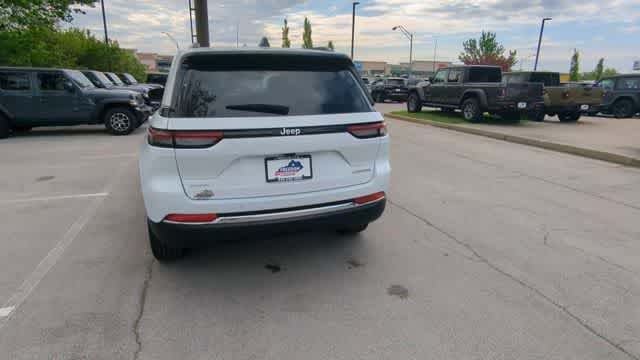 Thumbnail: 2026 Jeep Grand Cherokee - 7