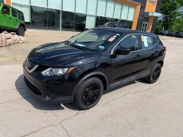 Thumbnail: 2019 Nissan Rogue Sport - 5
