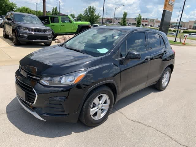Thumbnail: 2020 Chevrolet Trax - 2