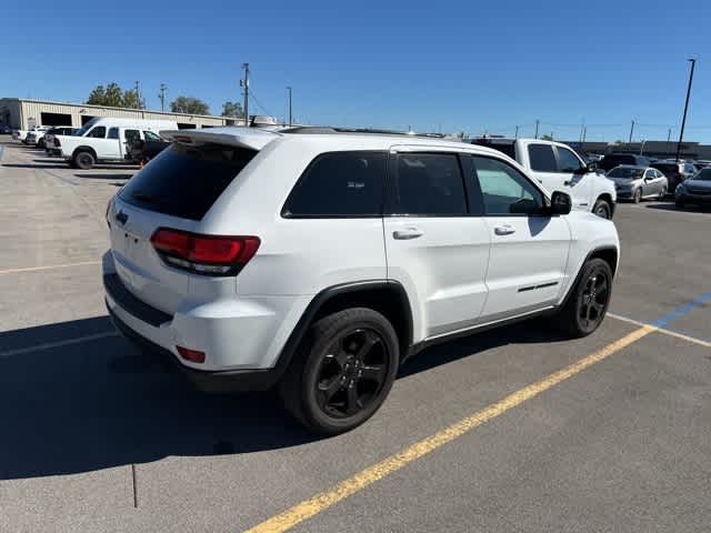 Thumbnail: 2020 Jeep Grand Cherokee - 18