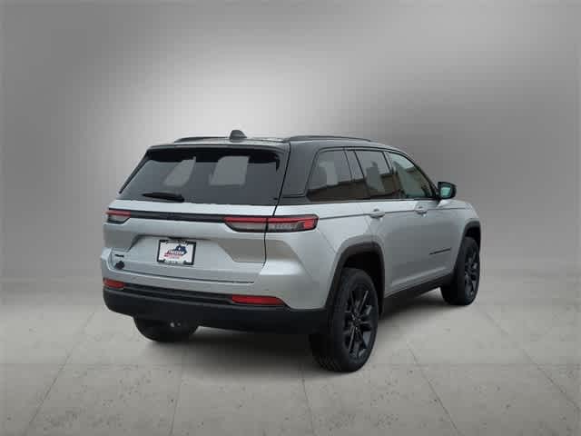 Thumbnail: 2025 Jeep Grand Cherokee - 7