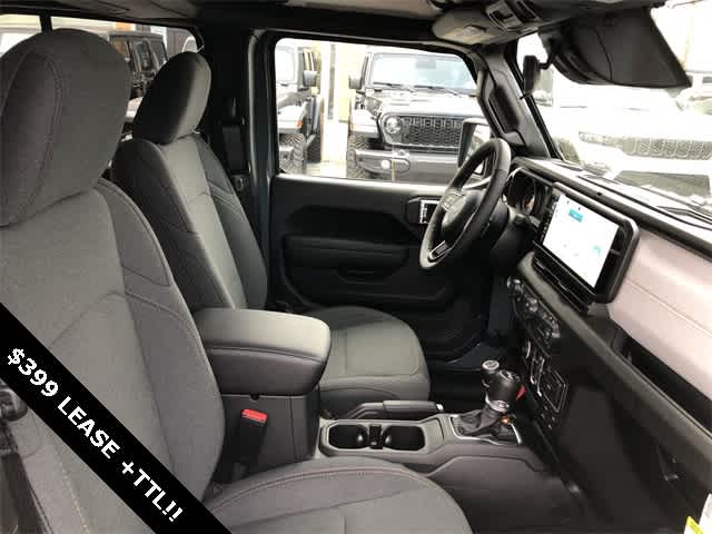 Thumbnail: 2026 Jeep Wrangler - 29