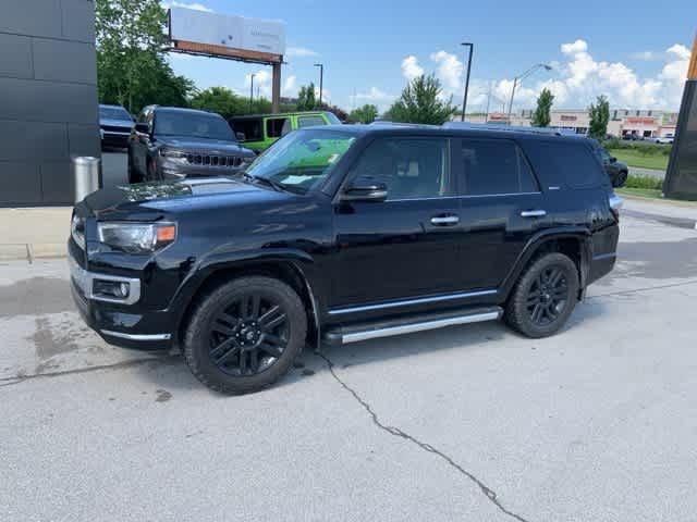 Thumbnail: 2016 Toyota 4Runner - 17