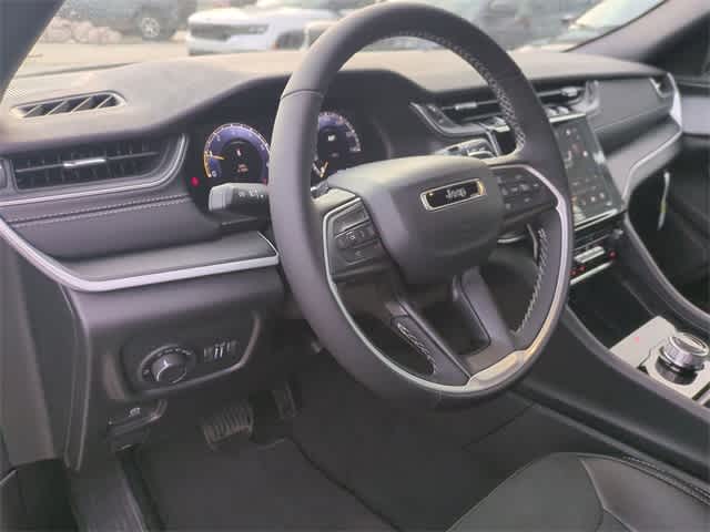 Thumbnail: 2025 Jeep Grand Cherokee - 10