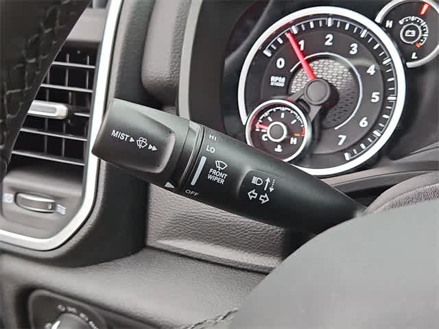 Thumbnail: 2026 RAM 1500 - 26